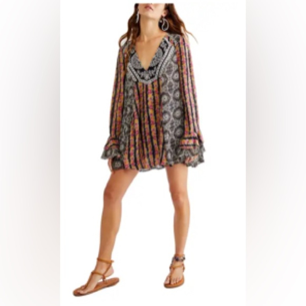 NWOT Fallin Into You Long Sleeve Tunic Dress